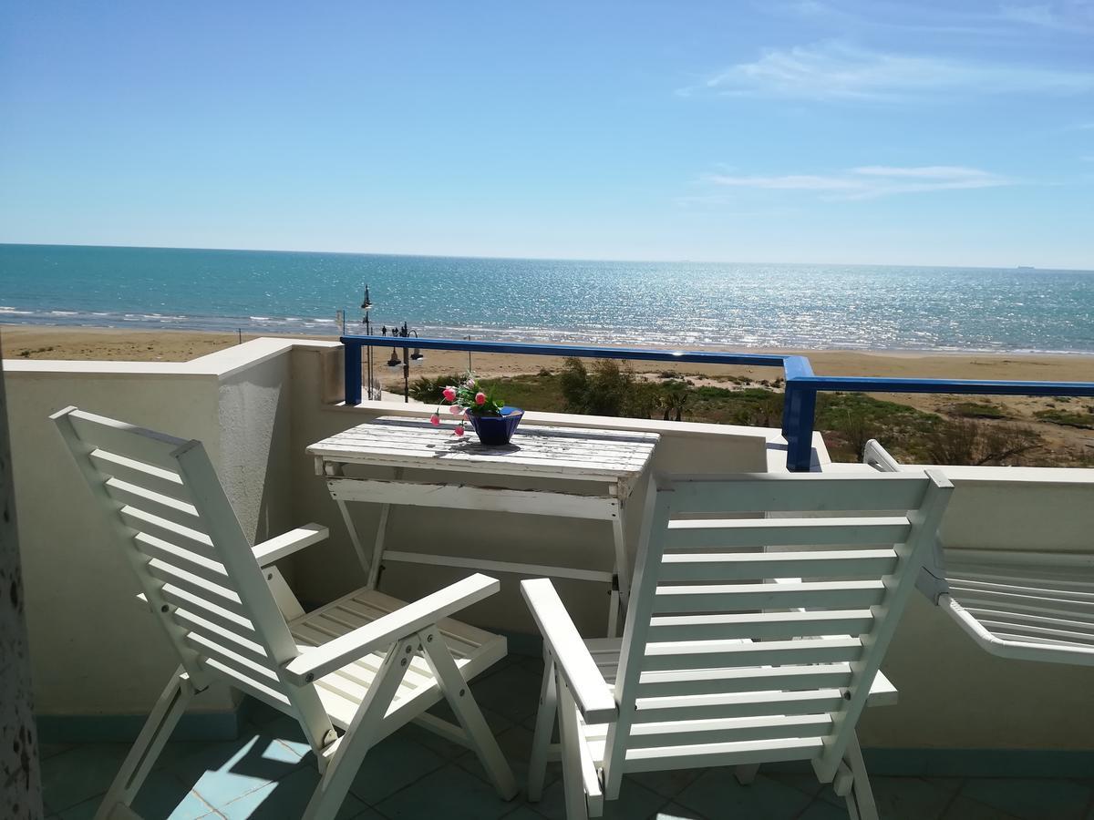 Miramare Hotell Pozzallo Exteriör bild